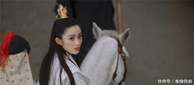 古代大侠吃完饭扔下银子就走,给少了怎么办知道真相后我笑了!