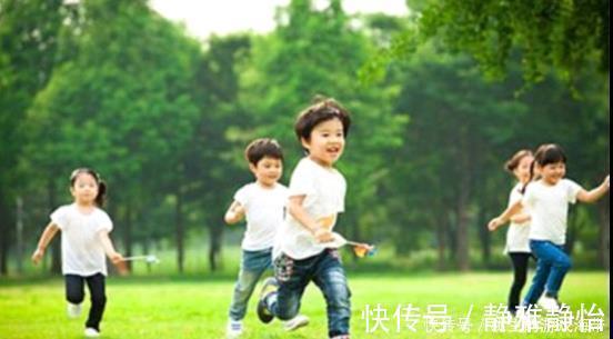 差距|经常“出去浪”和“宅在家”的孩子,十年后,两种娃差距一目了然