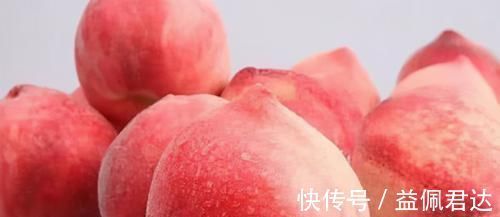 莲藕莲藕|女性到了中年，推荐常吃3种食物，养护血管，滋阴降火，延缓衰老