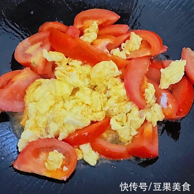 番茄炒鸡蛋的懒人做法一样美味