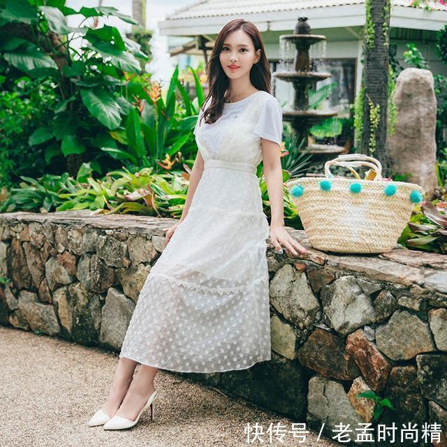 蕾丝 不挑身材的蕾丝连衣裙,胖瘦都可以穿得下