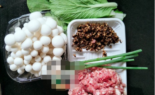 喜欢做这菜,贵是贵点,清甜美味,做一盘儿子连汁都不剩