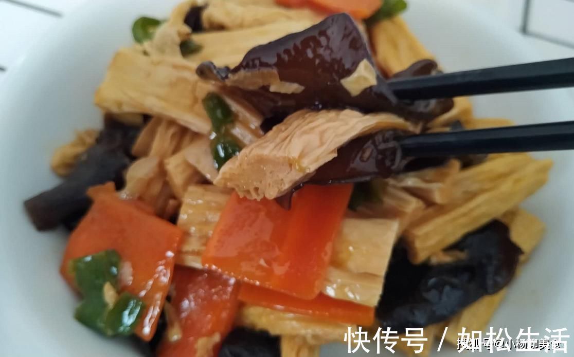 木耳|泡腐竹时,别直接用水泡!多加1物,30分钟就泡好,有嚼劲不夹生