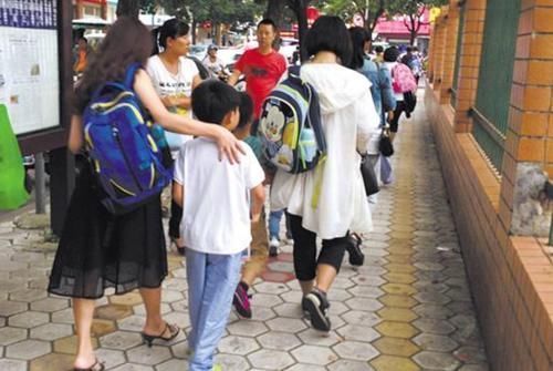 丁越|为何说“孤房儿子笨,闹市出人精”?啥道理?孩子的教育不容忽视