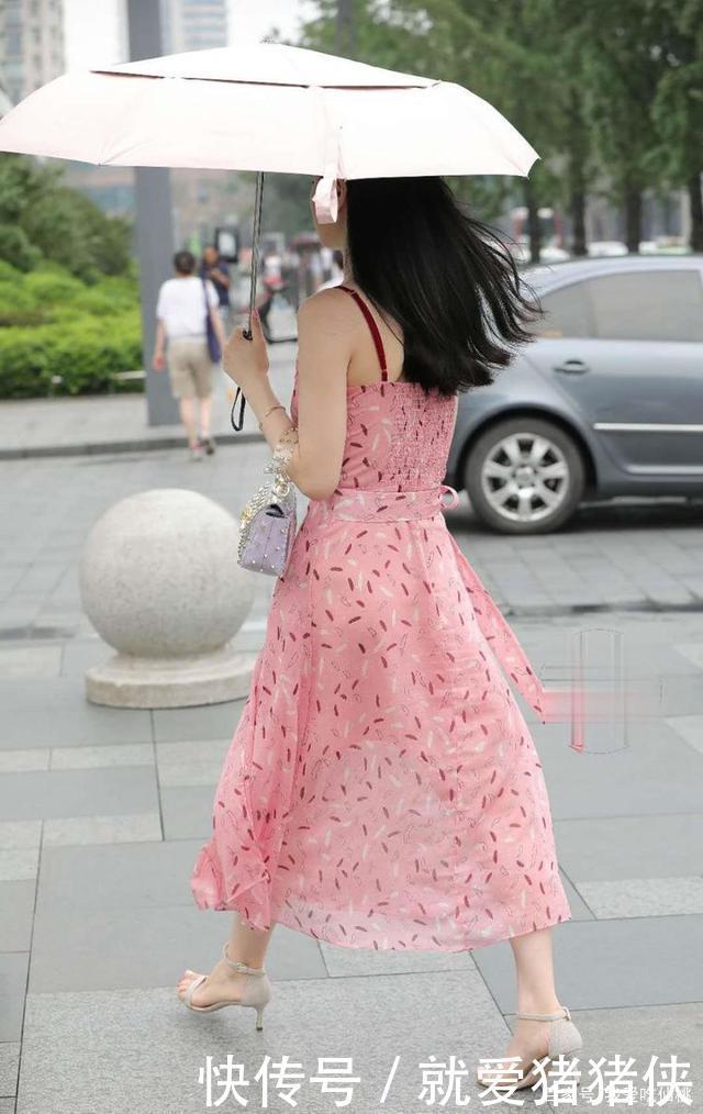 a6418|淡粉色的小裙子,搭配高跟小凉鞋,时尚又有气质
