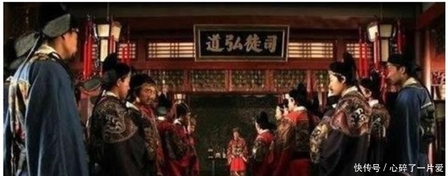 皇帝|大臣被皇帝赐死，小妾自杀殉情，皇帝知道后大怒连杀3万多人