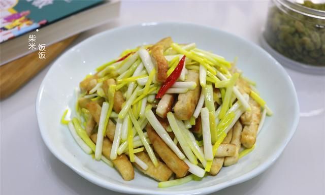 豆腐的神仙吃法,大火一炒,香味满屋飘,开胃下饭吃不够