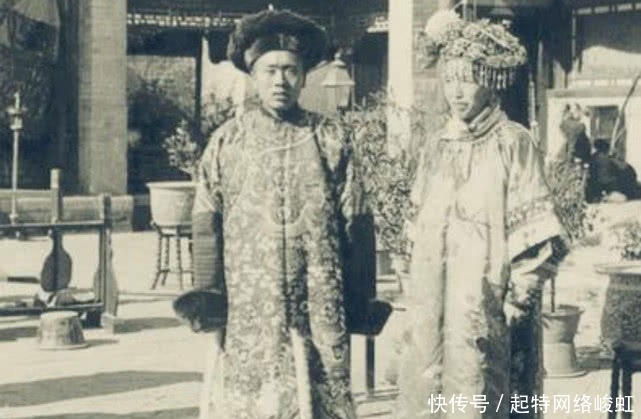 皇妃|接见大臣,视察军务,与皇妃在一起!被认为是光绪本尊的老照片