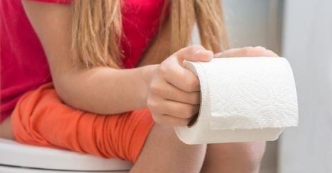 便秘|上厕所时,若大便“前硬后软”多半与3种因素有关,别忽视