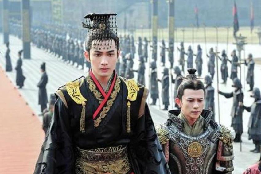 赵姬生|赵姬和嫪毐生下一个孩子后,为何不在乎嬴政感受,还敢再生一个