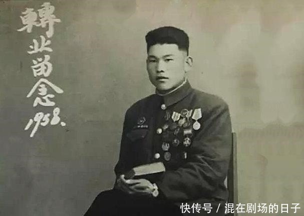 士兵|中韩士兵拼刺刀，志愿军班长一人刺死8个韩国“花郎”