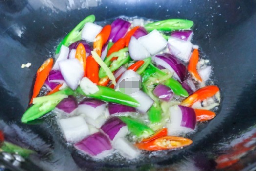 这种海鲜20块钱一斤,肉多味鲜,人人都适合!