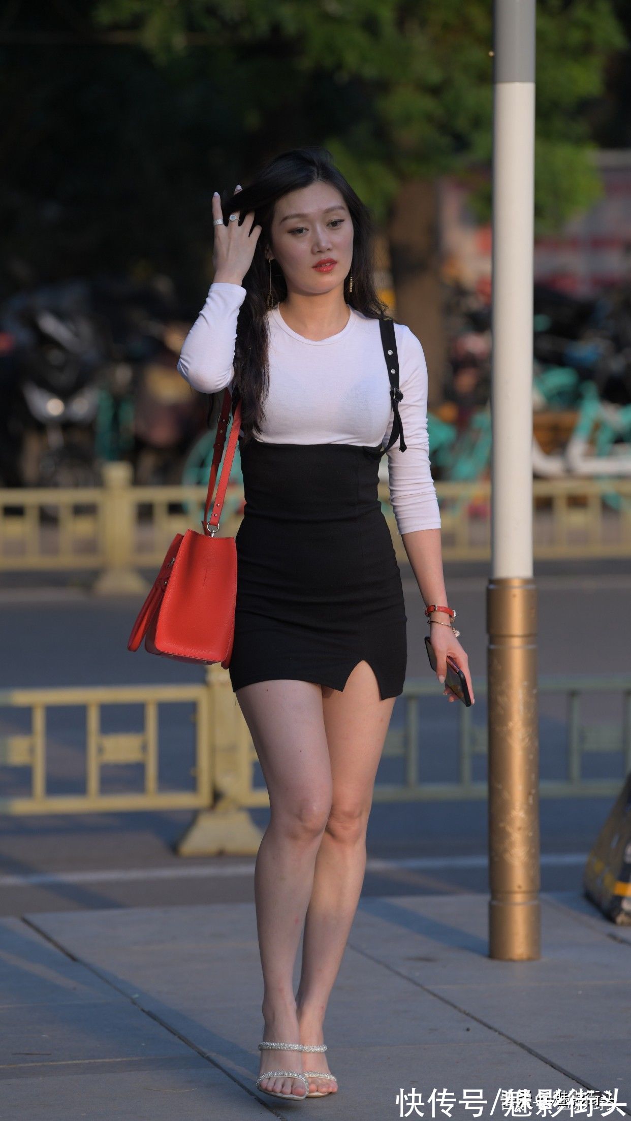 撞色 如何让服饰搭配更时髦？运用多种撞色搭配，轻松打造时髦气质