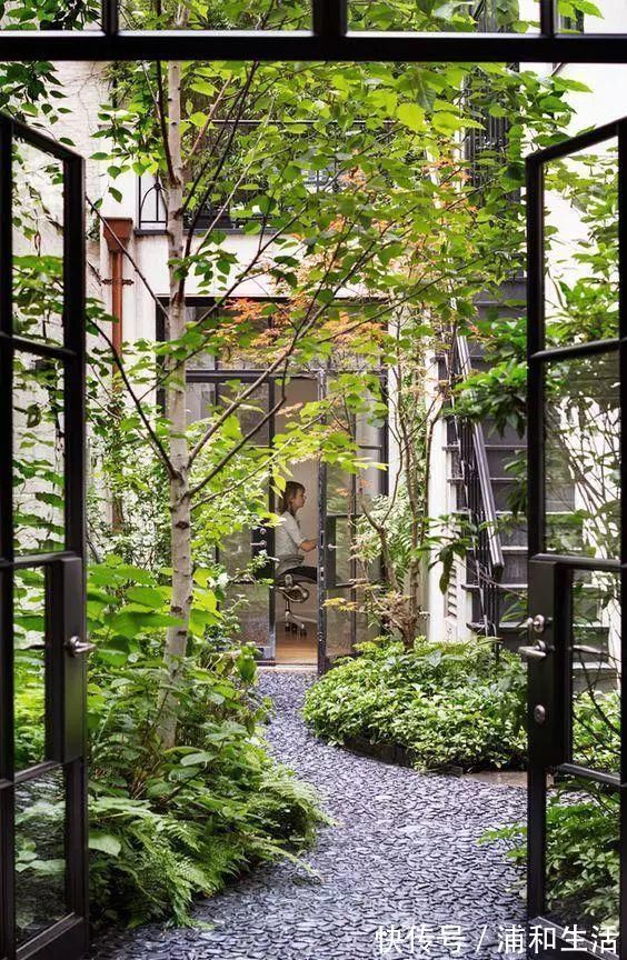 皇家园林|庭院种树已经不流行了！看人家别墅庭院这样设计，堪比皇家园林！