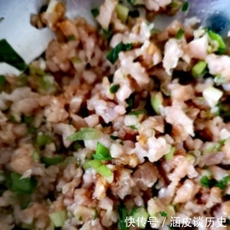 多汁|喜欢吃饺子的别错过这馅,很多人没吃过,鲜嫩多汁,比韭菜馅还鲜