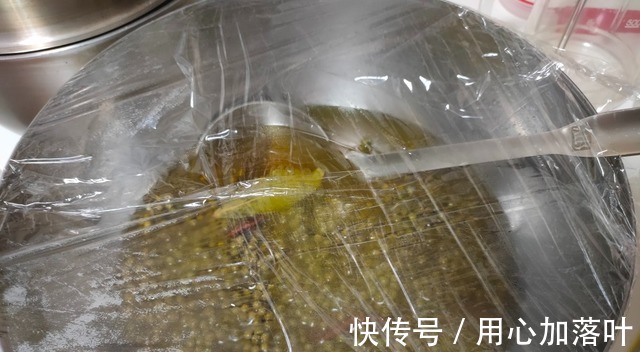 花椒油不要直接油炸,厨师长教你正确做法,又香又麻看一眼就会!