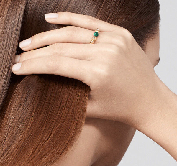 孔雀石|今年大热的绿色系，有哪些大牌首饰值得入手？