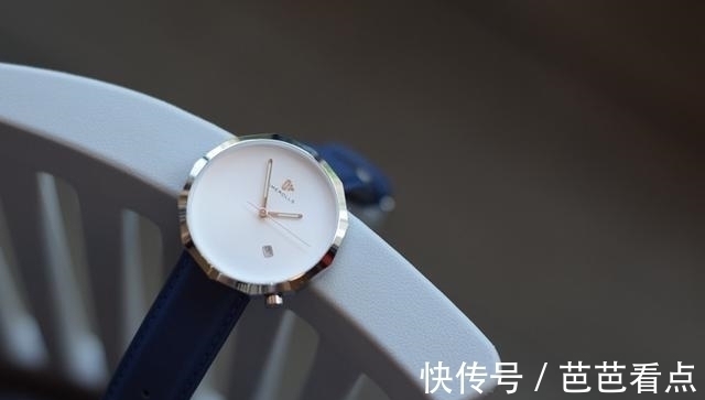 表冠 进口机芯+夜光显示,小米有品新上石英表,可男女混搭情侣用