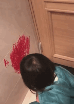 |搞笑GIF:看出来家庭地位了吧?