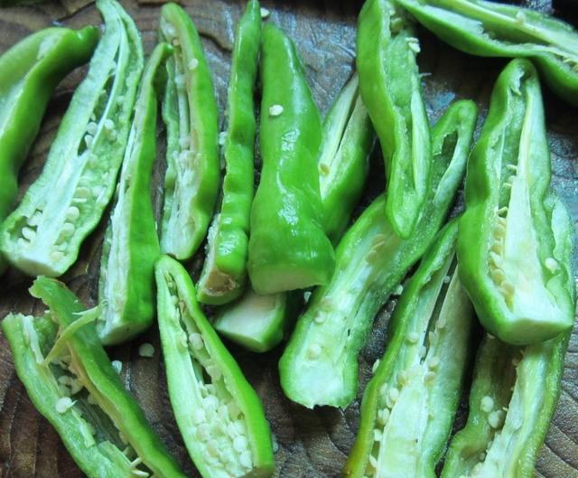 想知道青椒辣不辣,看这2个地方就行了,学会以后再也不怕买错了