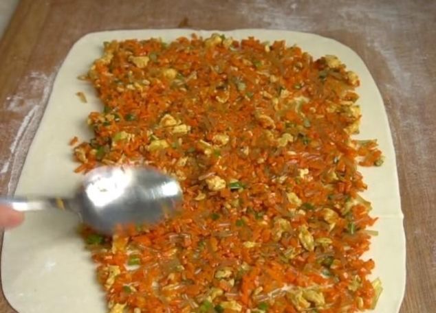 胡萝卜这吃法真过瘾,不烫面不发面,层层包着馅料,比包子还香