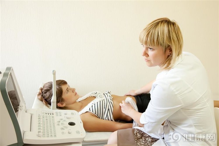 手术切除|为什么身上总长脂肪瘤,不痛不痒会癌变吗医生告诉你答案