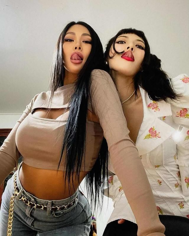 Jessi向刘在石表达粉丝般爱意 谈及长相:“脸是可以适应的”