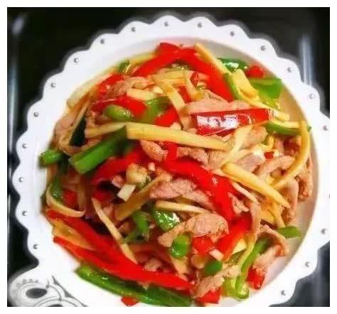 美食优选:排骨蒸芋头,茭白肉丝,家常小炒猪肝,砂锅鱼头豆腐的做法