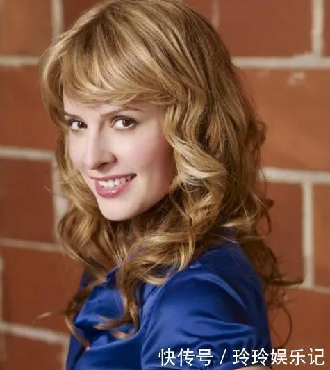 画家|欣赏3个裸体黑人油画，奇异动态美，彰显画家前卫的艺术哲学意味