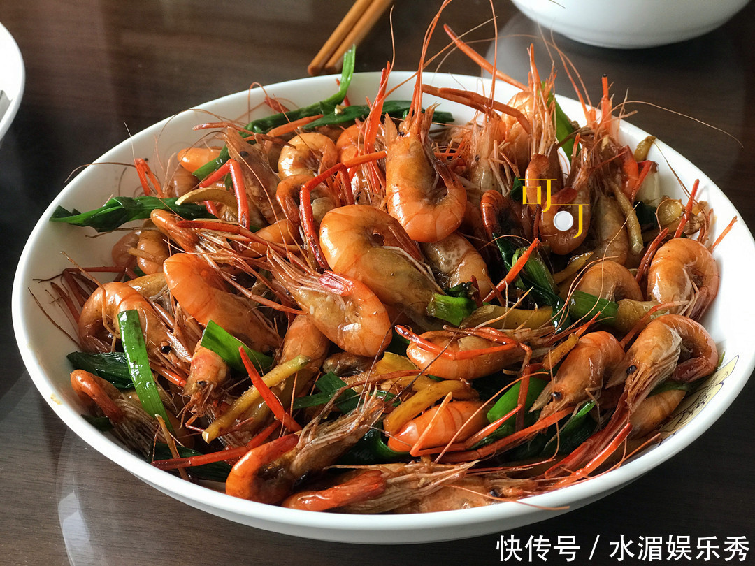 爸妈|端午节请爸妈来家吃饭,六个菜4个粽子300元,你觉得还好吗