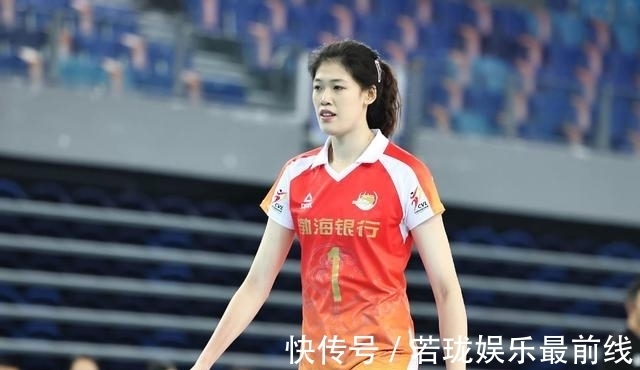 中国女排|新任女排教练蔡斌,格局大小决定执教成败,可看他对李盈莹的态度