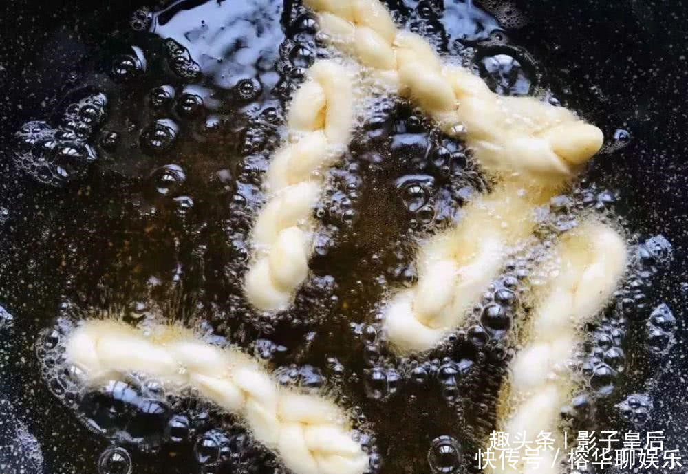 奶酥|奶酥麻花,掌握3点在家做,口感酥香,软硬适中,孩子抢着吃