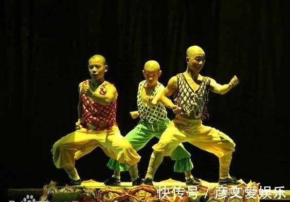 功夫&真正的“功夫”究竟有多难练不仅是李小龙,许将军的板凳更厉害