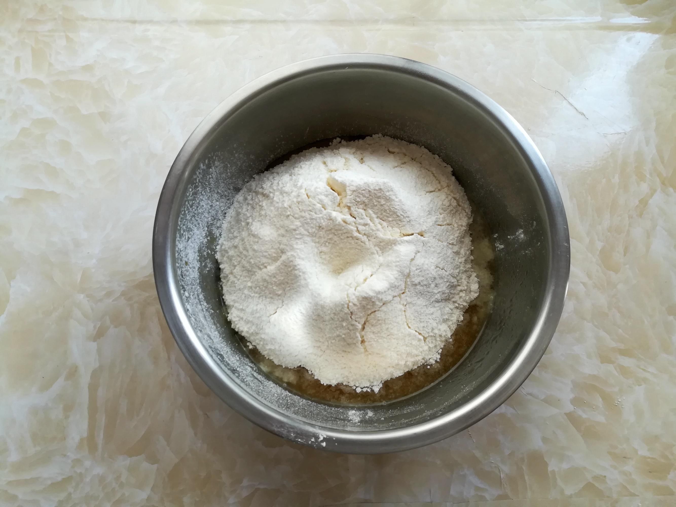 烤箱|月饼厂老师傅教做月饼,不收腰不泄脚,配方和要点全在这儿