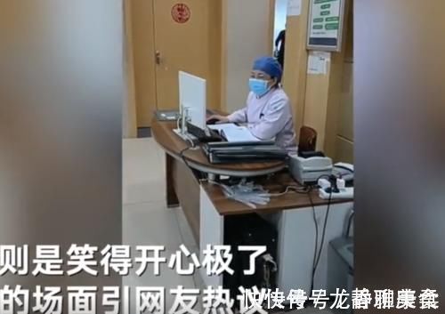 心里面|男孩脚受伤去换药,发现打针护士竟然是妈妈之后,娃的表情亮了