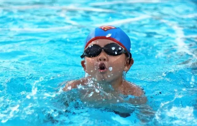 家长|这2种运动,孩子过早接触反而耽误身体发育妈妈别大意