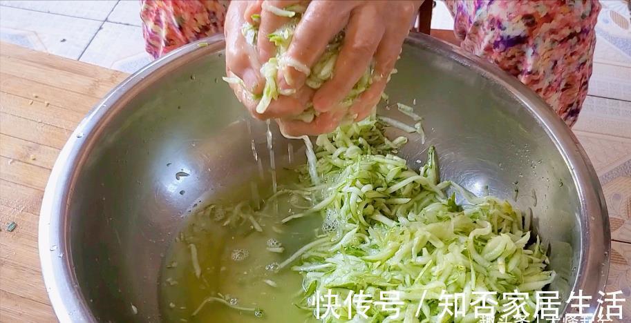 饺子|立秋以后，我家就爱吃黄瓜馅饺子，比韭菜白菜还鲜美，好吃长不胖