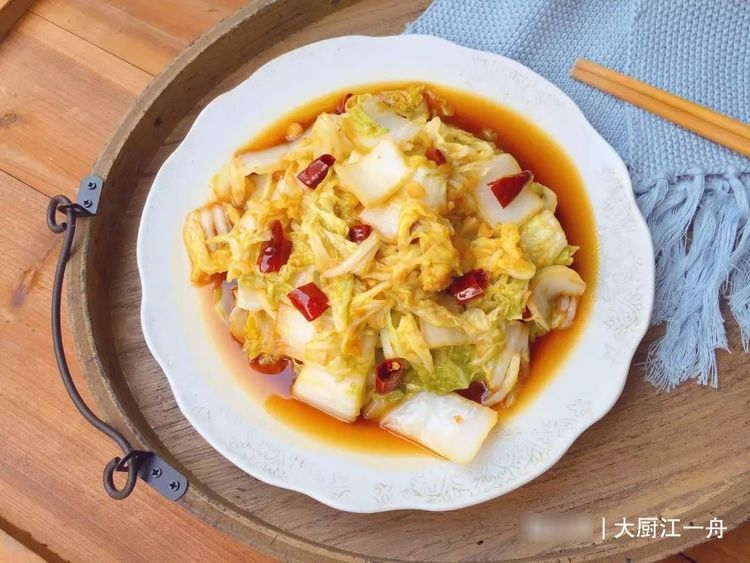 炒醋溜白菜,白菜最忌直接下锅,教你正确做法,脆嫩入味不出水