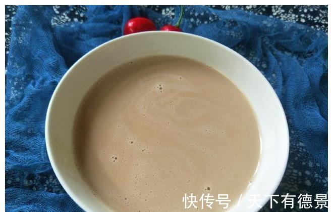 实惠|破壁机食谱:4样食材一起煮,好喝实惠又营养,老人孩子都喝