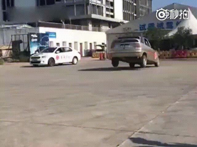 c苹果4年后推出首款智能车:无方向盘,自动驾驶,还有众多黑科技