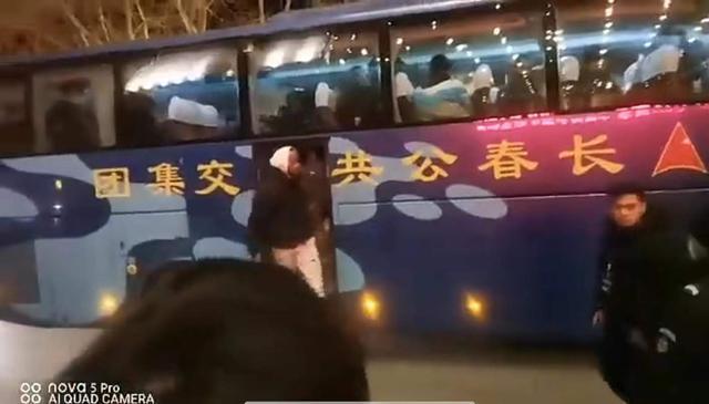 威姆斯|辽宁官方!回应韩德君冲突,强烈谴责极端球迷围堵广东队大巴车