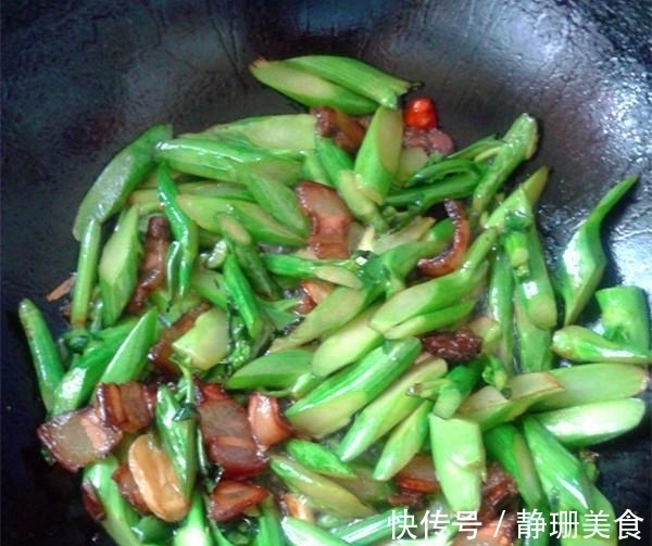 皮肤|这菜是“催老剂”,聪明的女性从来都不吃,皮肤不好的更不能吃