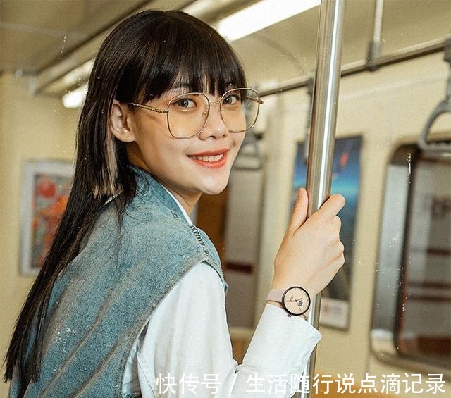 手表 女生手表该戴“左手”还是“右手”原来还有这讲究,你戴对了吗!