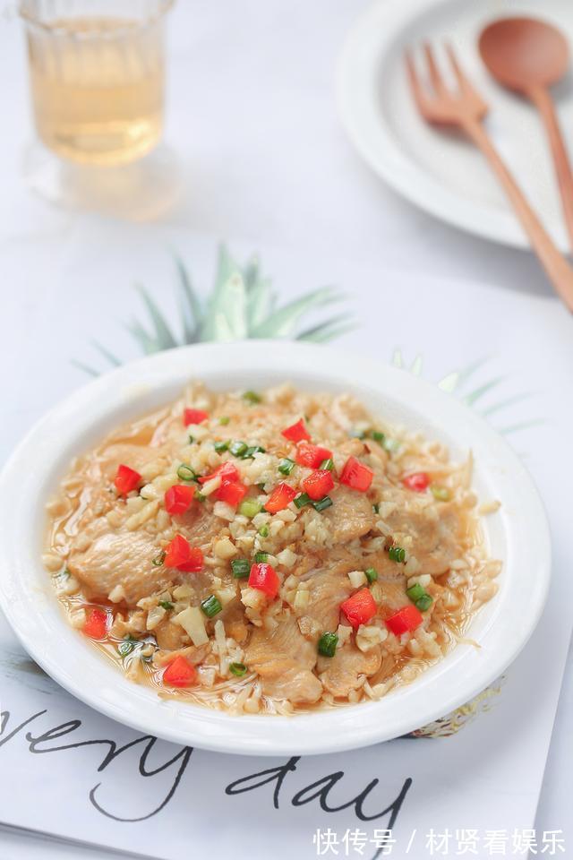 鸡胸肉怎么做才好吃试试这样做,美味营养又低卡,减肥的有福了