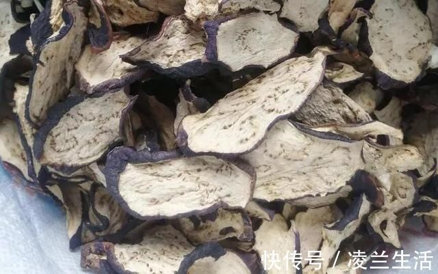南瓜干|农村五种蔬菜晒干后，比新鲜的还好吃，城里买不到，炖肉吃超香