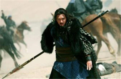 至今|项羽故乡有把300斤的霸王戟，至今无人能拿起，现代人体质太差？