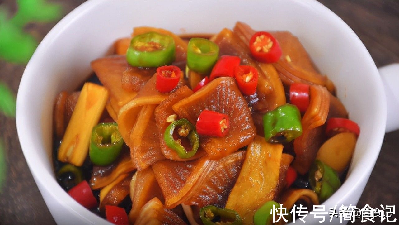 腌萝卜，加盐杀水是大错！教你酒店做法，又脆又入味，放1年不坏