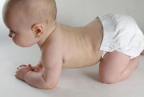 放屁|宝宝放屁说明身体不舒服 这几种情况家长都遇到过吗？