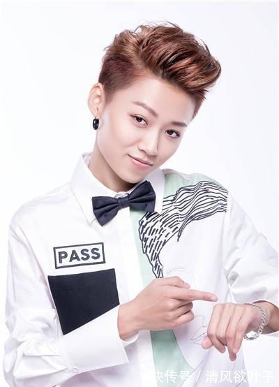 向上吧！少年|她8年前淘汰蔡徐坤，今却沦为学员，蔡徐坤你觉得自己有进步吗