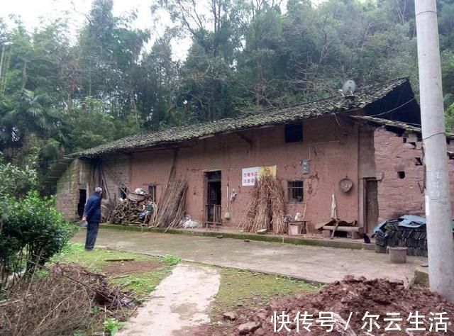 农村|户口不在村里但老家有房,农村宅基地政策里,你要知道的四件事